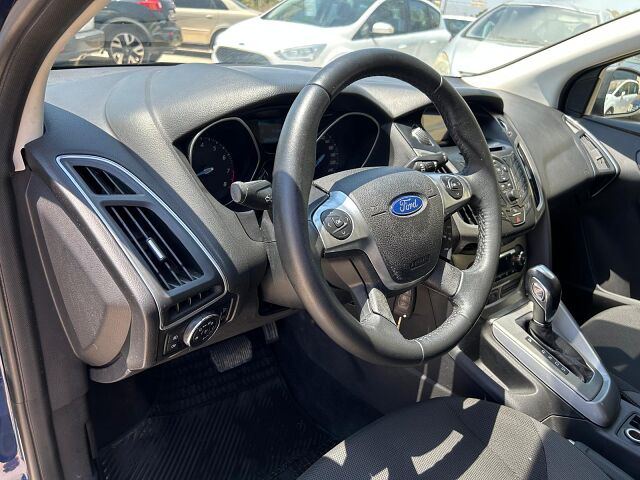FORD FOCUS TREND 1.6 TI-VCT AUTO SPANISH LHD IN SPAIN ONLY 68000 MILES 2012